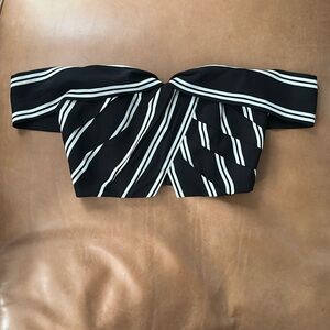 Alice + Olivia off shoulder crop